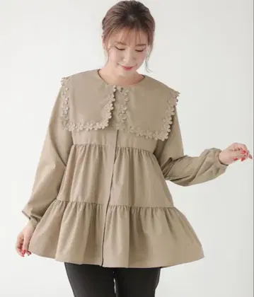 플라워 레이스 옷깃 블라우스 Fitmore