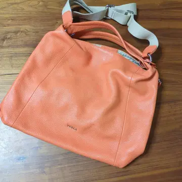 FURLA 새상품급 오렌지 가죽 숄더백
