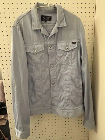 ARMANI JEANS 1981년 설립 G