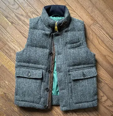 Kent 해리스 트위드 헤링본 다운 베스트