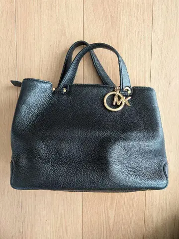 MICHAEL KORS 블랙 가죽 백