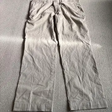 베이지 코튼 치노 팬츠