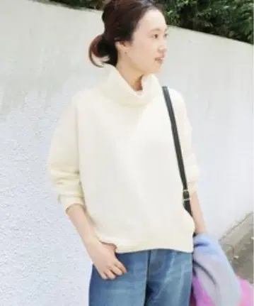 SLOBE IENA 볼륨 터틀 풀오버