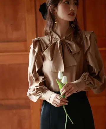 SAISON DE PAPILLON 2Way 블라우스