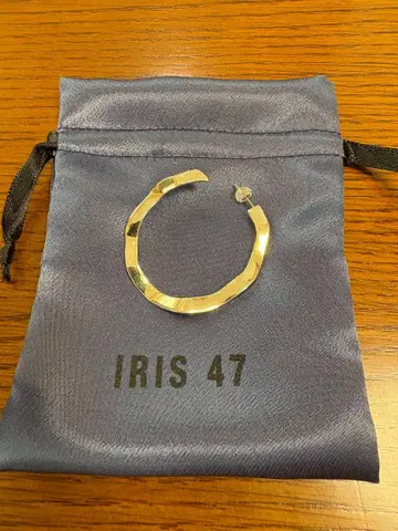 [ 한쪽만 ] IRIS 47 빅 웨이비 후프 귀걸이