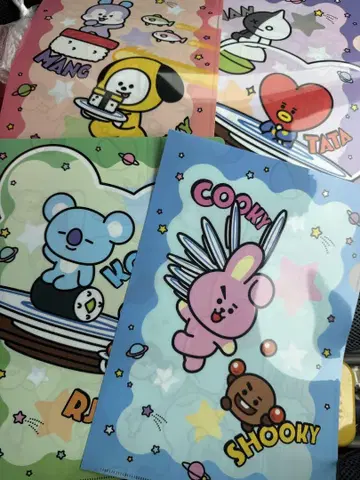 BT21 쿠라스시 콜라보 클리어 파일 4장 세트