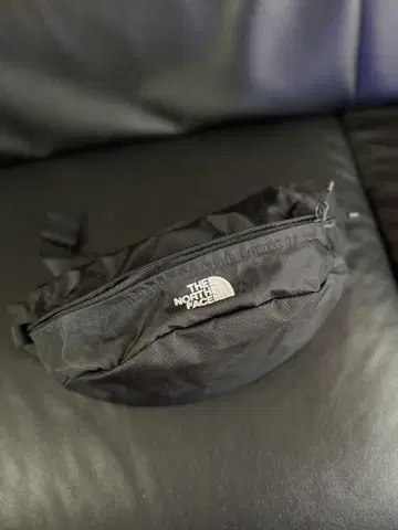 THE NORTH FACE 바디백 블랙