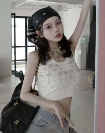 미사용 새상품 Darich 다리치 주얼리 리브 슬리브리스 상의