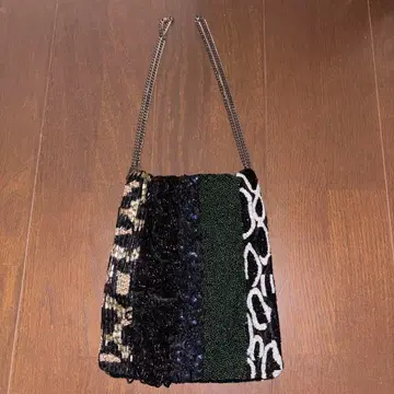 ZARA 비즈 디자인 숄더백