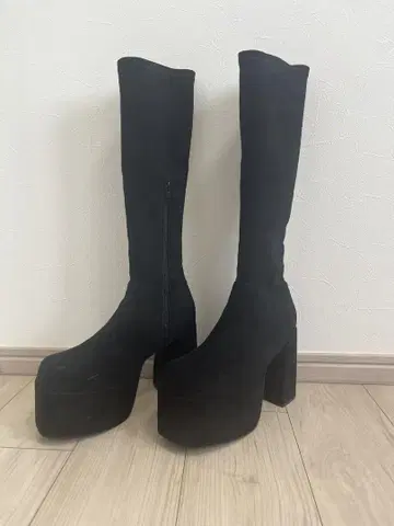스나이델 통굽 스웨이드 롱 부츠