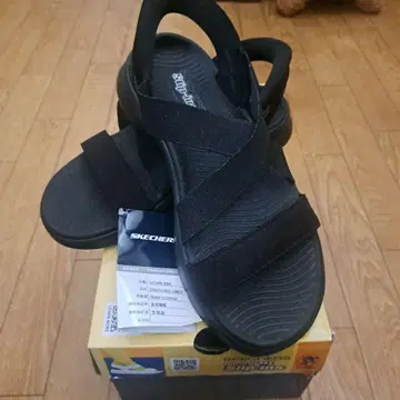 한 번 신어본 정도 25cm 스케쳐스 샌들 블랙