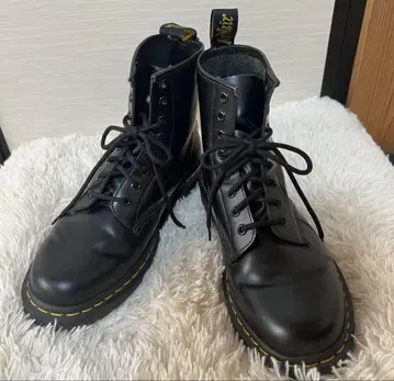 [ Dr.Martens ] 8홀 부츠 UK7