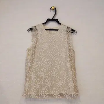 TOMORROWLANDcollection 자수 슬리브리스 블라우스
