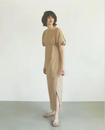 [ 1회만 착용 ] louren 퍼프 슬리브 원피스