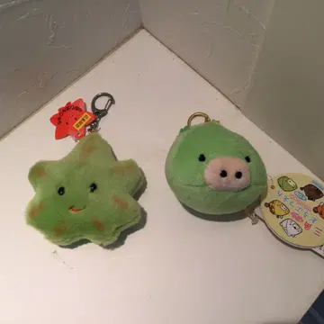 단풍잎 별 모양과 돼지 모양 봉제 인형 키링 세트