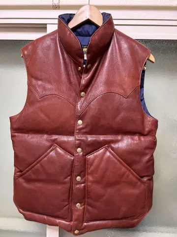 California Mfg Co. 가죽 다운 베스트 M
