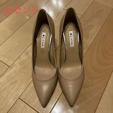 DIANA 베이지 스틸레토 하이힐