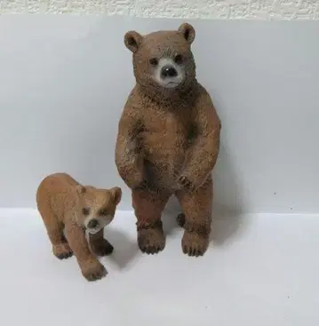 슐라이히 그리즐리 암컷 새끼곰 고구마