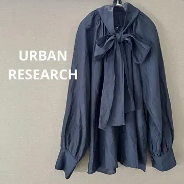 [ URBAN RESEARCH 새상품급 ] 볼륨 보타이 블라우스