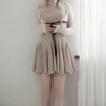 안도마리 Lona 리본 미니 드레스 베이지