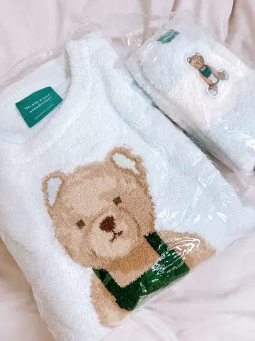GELATO PIQUE x STARBUCKS 의류+삭스 세트 새상품