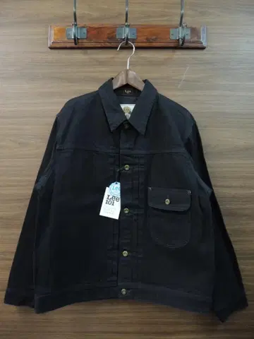 새상품 M LEE 101 PROJECT 1ST 빨간 귀 블랙 데님 자켓