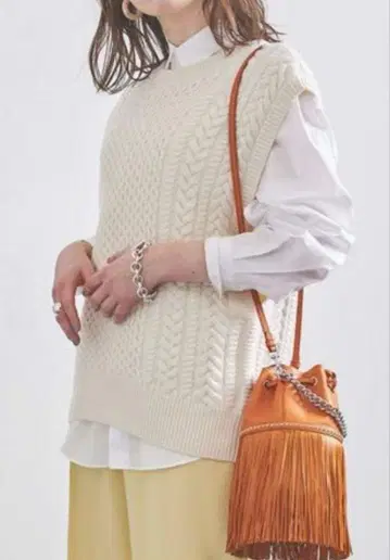 유나이티드 애로우즈 TOKYO 정가 19800엔 울 케이블 니트 베스트