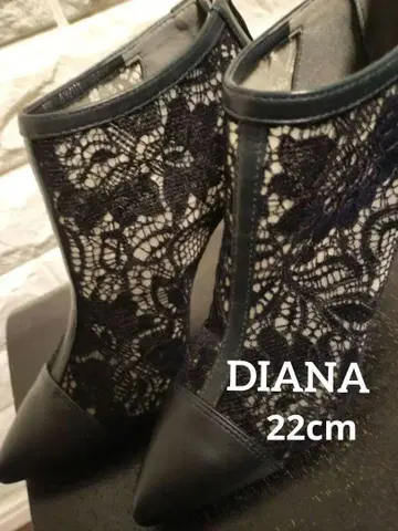 주말 가격 인하! DIANA 네이비 레이스 부츠 22cm
