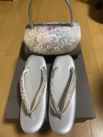 기모노 후리소데 꽃무늬 조리 백 세트