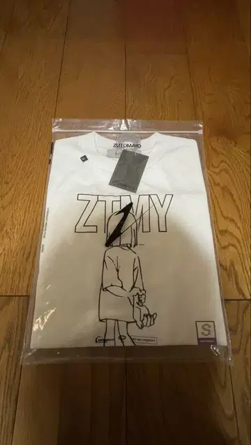 Re:Re:ZTMY NIRA 티 (화이트) S 사이즈