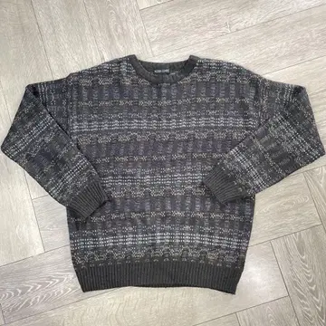 MODERN ELEMENTS 빈티지 긴팔 스웨터 L 사이즈 urban