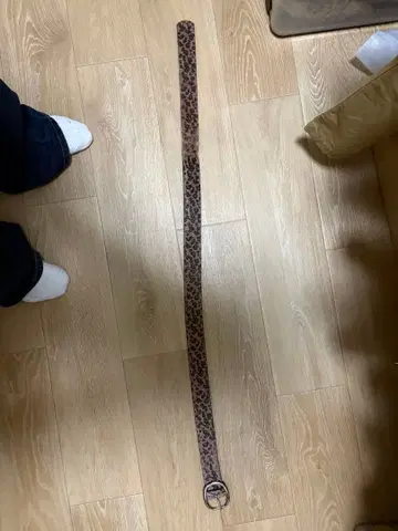 레오파드 무늬 벨트 크림색 레오파드