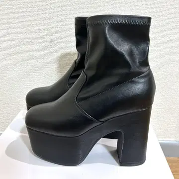csT&P 통굽 스퀘어 힐 스트레치 부츠 23.5cm