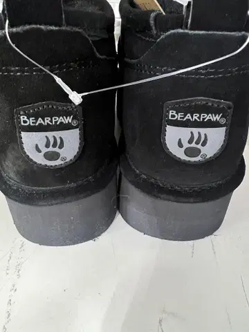 BEARPAW 블랙 스웨이드 숏부츠