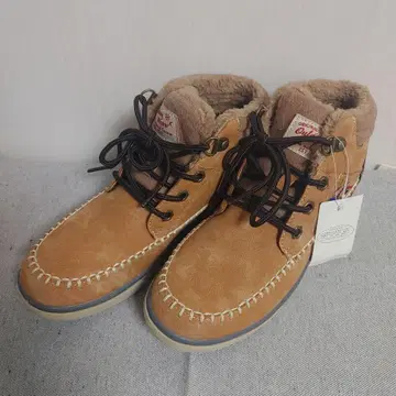 티티카카 하이컷 스니커즈