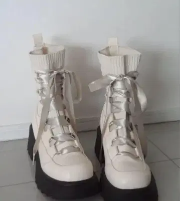 idem lace up socks boots/리본 레이스업 통굽 부츠