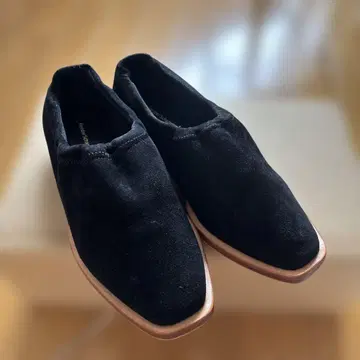 새상품급 Hender Scheme 스웨이드 슬립온 블랙