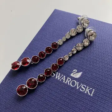 레어 Swarovski 빨간색 크리스탈 롱 귀걸이