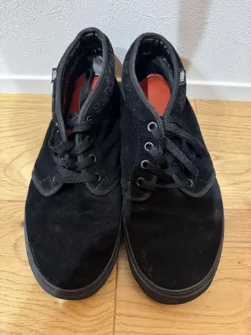 VANS 블랙 하이컷 스니커즈 US9