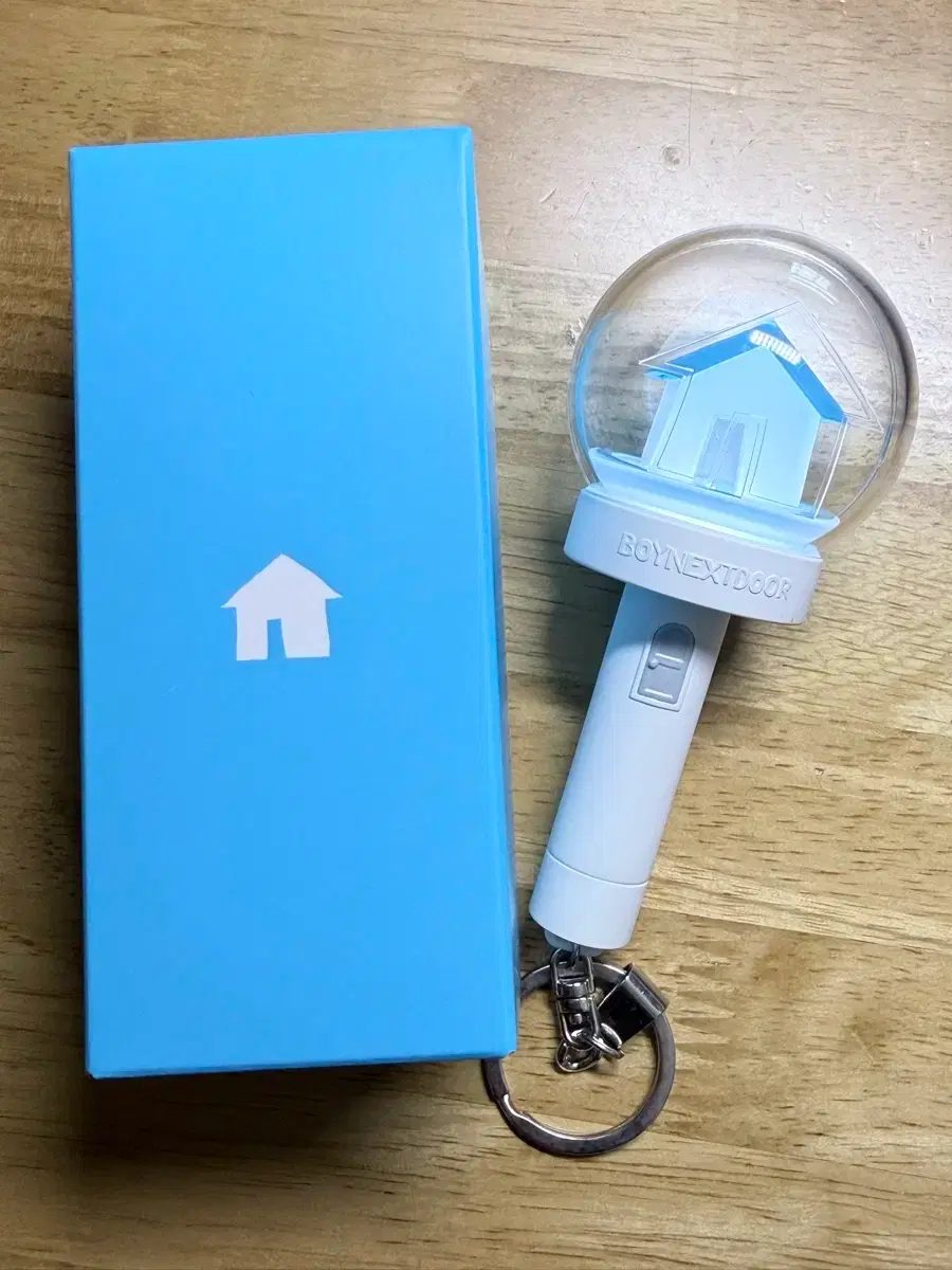 Boynextdoor mini Wondstick keyring wts sell lightstick
