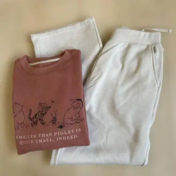 UNIQLO 곰돌이 푸 울트라 스트레치 웜 상하의 세트
