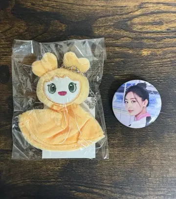 TWICE LOVELYS 테루테루 백참 [ JIVELY ] 캔뱃지 세트