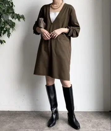 DouDou 깊은 V 튜닉 원피스