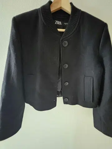 ZARA 블랙 크롭 자켓 XS