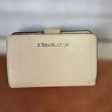 MICHAEL KORS 핑크 베이지 접이식 지갑