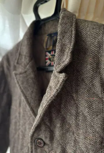 LAVENHAM (라벤햄)의 울 코트