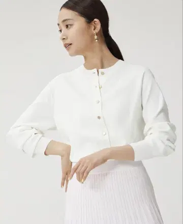 UV컷 레이온 블렌드 메탈 버튼 가디건 화이트 L