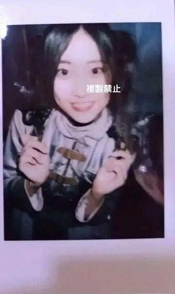 마메시바노타이군 모모치 닝게르 폴라로이드