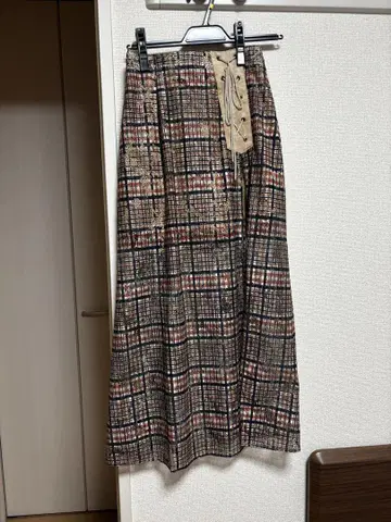 릴리 브라운 체크 무늬 레이스 스커트 팬츠