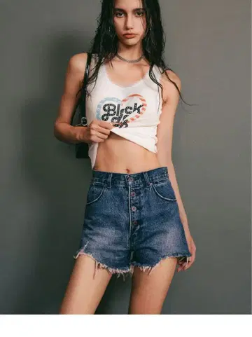 미사용 새상품 MOUSSY 밑단 데미지 숏팬츠 028DSN11-0050